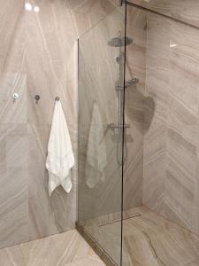 Koupelna v ubytování Apartament Hampton przy plaży - Etezje Apartamenty + 12 fotografií
