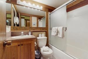 Ένα μπάνιο στο Silver Strike at Northstar +17 φωτογραφίες