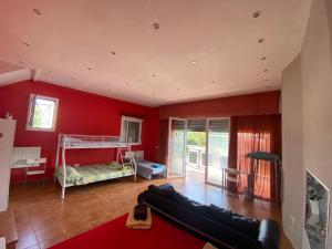 Gallery image of house on the beach in Calafell