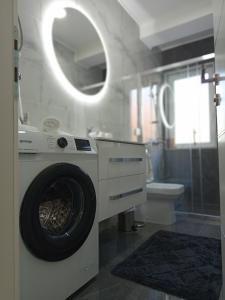 Ένα μπάνιο στο Apartman Gold King +8 φωτογραφίες