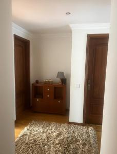 Afbeelding uit fotogalerij van Casa do Lago Piscina aquecida, Quartos in Espinho