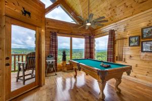 Uma vista geral da montanha ou uma vista da montanha a partir da casa de férias