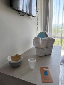 TV a/nebo společenská místnost v ubytování Yasmir Home