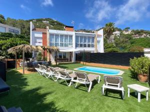 Πισίνα στο ή κοντά στο Duna House Lloret de Mar - Apartments with views of the beach