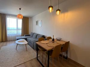 A seating area at Sea View Rental Front Beach