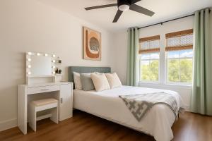 Postel nebo postele na pokoji v ubytování Stylish Stays in Historic Fourth Ward