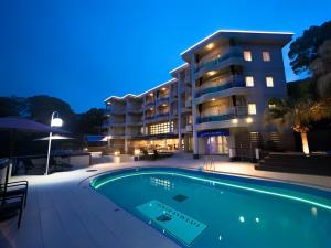 Bazén v ubytování LiVEMAX RESORT Setouchi Sea Front nebo v jeho okolí