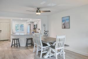 Φωτογραφία από το άλμπουμ του Loggerhead 251 - Gorgeous Ground Level Walk Out Residence at Loggerhead Cay σε Sanibel