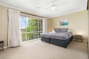 Ένα ή περισσότερα κρεβάτια σε δωμάτιο στο Large Kelso Family Home - Flexible Bedding
