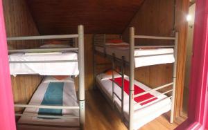 Postel nebo postele na pokoji v ubytování Casa Barbie Costinesti - Str Principala nr 8 + 25 fotografií