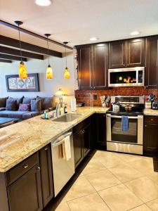 Η κουζίνα ή μικρή κουζίνα στο Saguaro & Sage