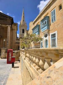 Fotografija u galeriji objekta Sliema Heritage Townhouse Steps to Promenade, August Special Deal u gradu Slijema