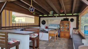 Posedenie v ubytovaní Sunny villa with private pool in Chiclana de la Frontera