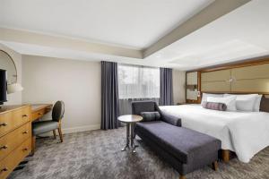 Postel nebo postele na pokoji v ubytování Hilton Grand Vacations Club Craigendarroch Suites Scotland