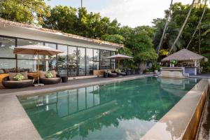 Bazén v ubytování Zara Beach Resort Koh Samui nebo v jeho okolí + 37 fotografií