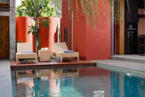 La alberca dentro o cerca de Villa Eliza Canggu 30 fotos más