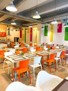 Restaurace v ubytování Zuri Express Mangga Dua