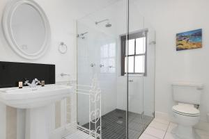 Ένα μπάνιο στο Winelands Golf Lodges 22