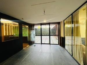 Fotografie z fotogalerie ubytování Roomshala 183 Hotel Aroma Chattarpur v Novém Dillí