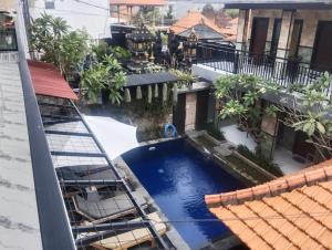 Bazén v ubytování Leo Home Stay nebo v jeho okolí