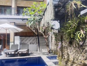 Bazén v ubytování Leo Home Stay nebo v jeho okolí