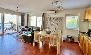 Η κουζίνα ή μικρή κουζίνα στο Kotorscapes II - The Breathtaking Views