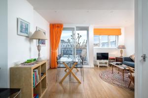 Kuchyň nebo kuchyňský kout v ubytování Stylish flat between London Bridge & Tower Bridge