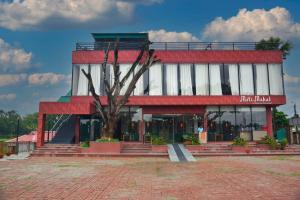 Φωτογραφία από το άλμπουμ του MAHFIL-e-MOTIJHEEL, MOTIJHEEL PARK AND RESORT σε Lālbāgh