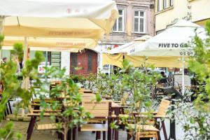 Restaurace v ubytování Casa Baritiu - budget + 1 fotografie