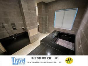 Bagno di Purple Rainbow Motel
