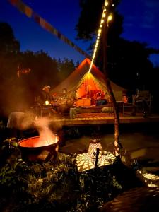 Fotografie z fotogalerie ubytování Vista Vibes Glamping -tältet v destinaci Grillby
