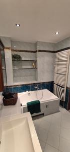 Kúpeľňa v ubytovaní Apartamenty Szkocka