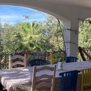 Balkón alebo terasa v ubytovaní Sunny Costa Brava Getaway with Big Private Terrace