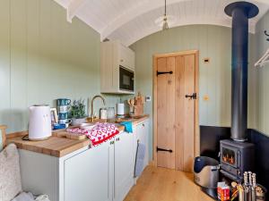 Η κουζίνα ή μικρή κουζίνα στο 1 Bed in Pateley Bridge 95110