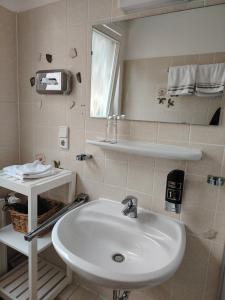 Koupelna v ubytování Hotel Drei Kronen