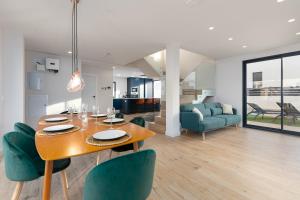 Posezení v ubytování ApartUP Carrasqueta Deluxe
