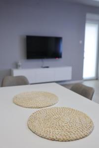 TV/trung tâm giải trí tại Apartmani Lepojevic