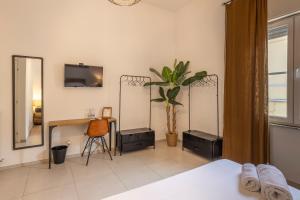 Postel nebo postele na pokoji v ubytování Travel B&B