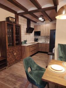 Kuchyň nebo kuchyňský kout v ubytování La Villa del Barranco