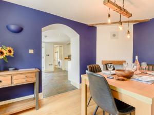 Φωτογραφία από το άλμπουμ του 2 Bed in Hoarwithy 93045 σε Hoarwithy