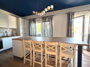 Fotografie z fotogalerie ubytování Apartments Stina & Villa Ina v destinaci Seget Vranjica