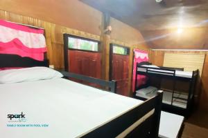 Postel nebo postele na pokoji v ubytování Spark Camp - Baler Resorts