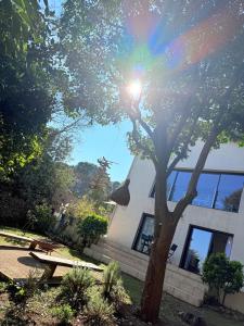 Vonkajšia záhrada v ubytovaní Chambre d'hôtes Les terrasses de Saint Clair