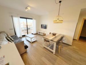 A television and/or entertainment centre at Ap MAJORERO CALETA