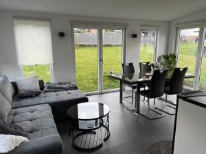 Ruang duduk di Ferienhaus Auszeit im Windecker Ländchen