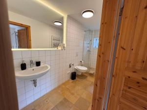 Koupelna v ubytování Landhaus Buckow + 13 fotografií