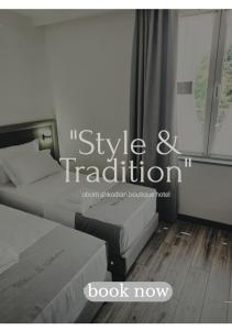 Postel nebo postele na pokoji v ubytování Oborri Shkodran Boutique Hotel