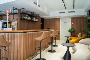 Lounge nebo bar v ubytování Hotel Mefolinkel Suits
