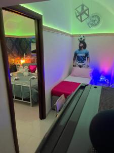 A bed or beds in a room at Donna Margherita Appartamento