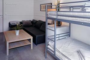 เตียงในห้องที่ Northern Light Hotell/Camp Steinfjord